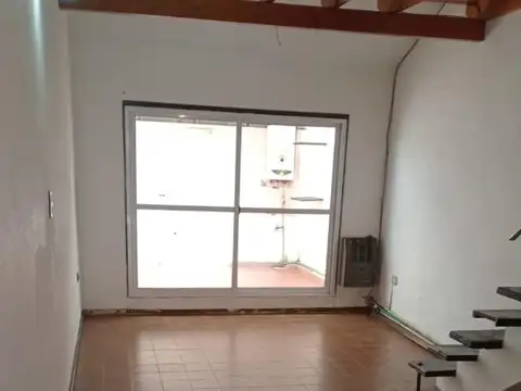 Depto Tipo Casa 3 ambientes con 1 baño