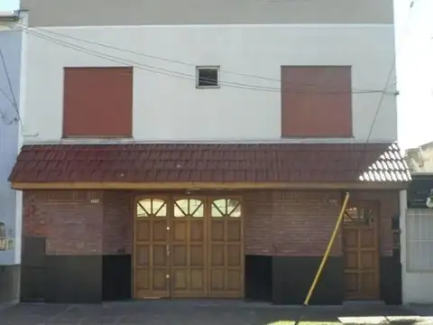 Venta PH PRIMER PISO A LA CALLE- LANUS OESTE