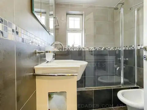Casa en Venta en Olivos Maipu/Uzal, USD 250.000