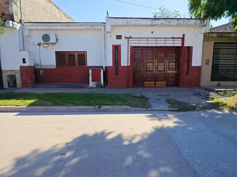 VENTA DE CASA- Bº PRIMERA JUNTA 