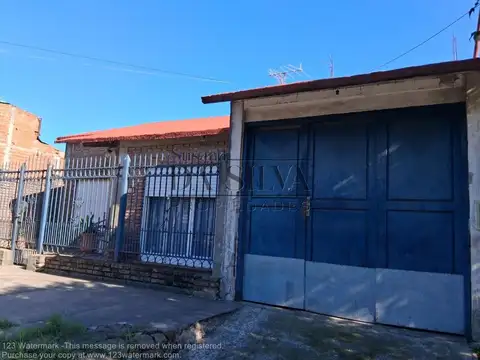 Casa en ALQUILER en MORON Sur.  Ruiz Diaz y calle Oruro