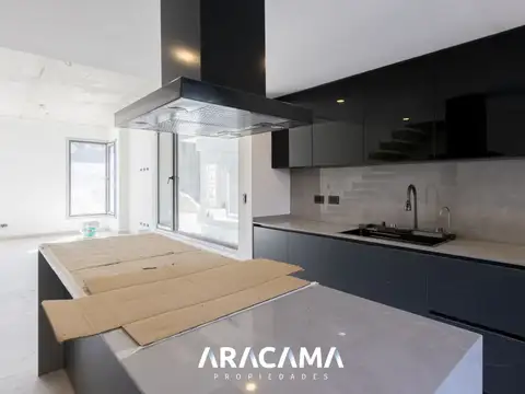 Depto Tipo Casa en Venta de 3 dormitorios