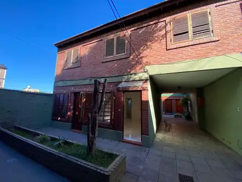 Depto Tipo Casa en Venta de 4 ambientes