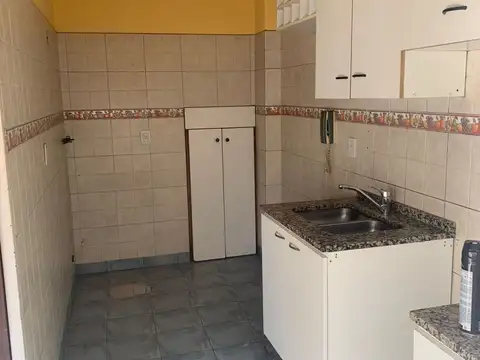 Departamento 3 ambientes con 1 baño