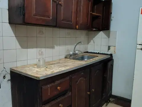 Casa 2 ambientes con 1 baño