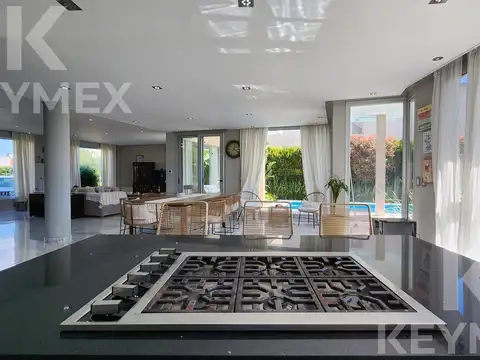 Casa en Venta de 5 dormitorios