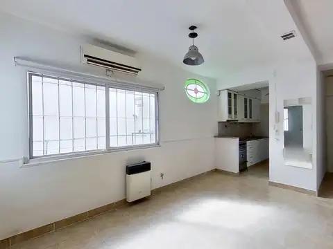 Depto Tipo Casa en Venta en Villa Urquiza, USD 124.000