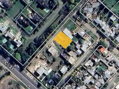 Terreno en calle 504 entre 30 y 31