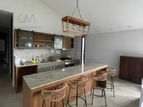 Casa en Alquiler en Arenas del Sur, Mar del Plata