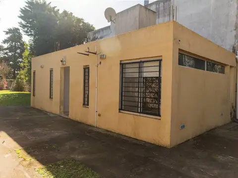 Calle 487 e/16 y 16 bis 2100