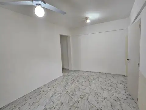 Departamento en Alquiler en Balvanera, $ 390.000