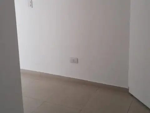 Oficina en Alquiler en Centro, $ 420.000