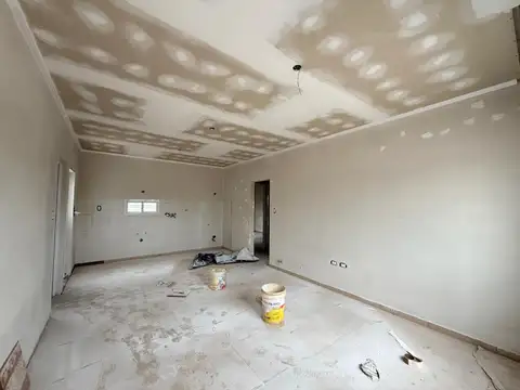Depto Tipo Casa en Venta con 1