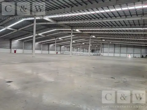 Depósito en Zarate