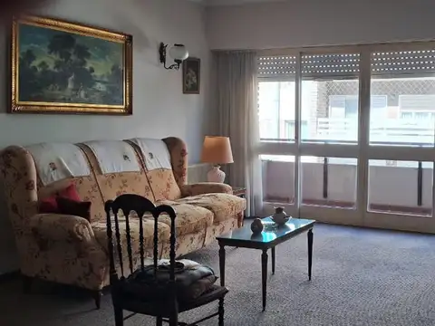 Departamento 5 Ambientes- 238 mts2-LA PERLA