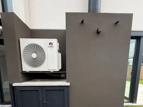 Depto Tipo Casa 5 ambientes con 2 baños