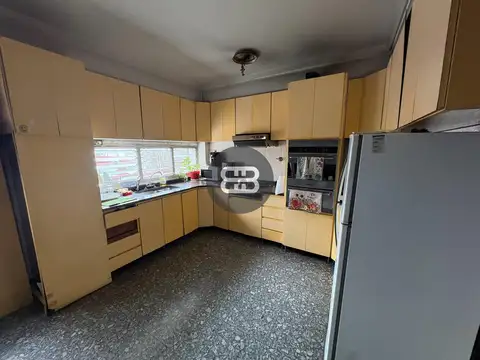 VENTA EN BLOCK VIVIENDA LOCALES