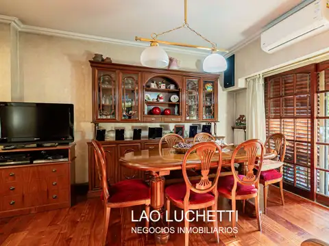 Casa en Venta con 1 cochera