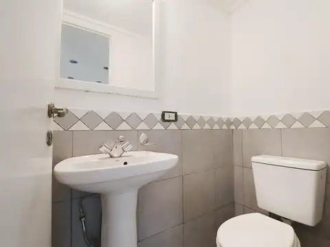 Depto Tipo Casa en Venta 17 años