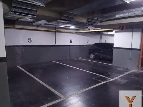Cochera en venta - 12Mts2 - Villa del Parque