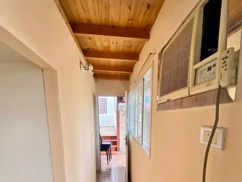 Depto Tipo Casa en Alquiler en Caseros, $ 380.000