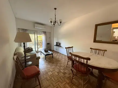Alquiler | Departamento 3 ambientes con balcón | Coghlan