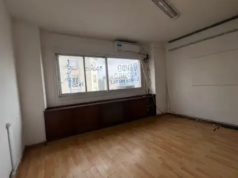 Oficina en Alquiler en Avellaneda, $ 400.000