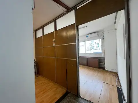 Maipu 196 , Piso 2