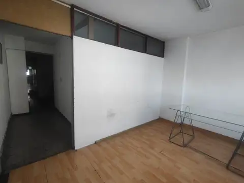 Oficina 2 ambientes con 1 baño