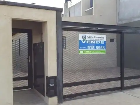 CASA INTERNA 2 DORMITORIOS CON COCHERA DESCUBIERTA