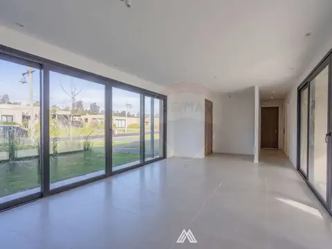 Se vende casa a estrenar en Mirador de la Tahona