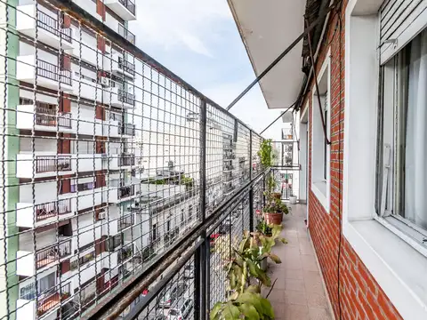 AVENIDA DONATO ALVAREZ 86