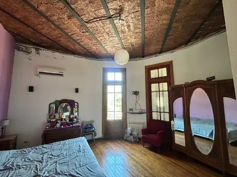 Depto Tipo Casa en Venta 72 años