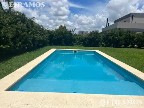 Barrio Vistas PUERTOS / Escobar