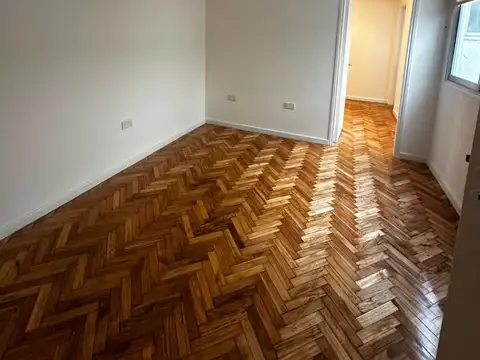 Guevara 100, Piso 1