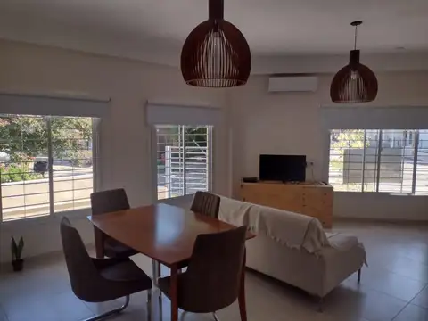 Casa en Alquiler de 2 dormitorios