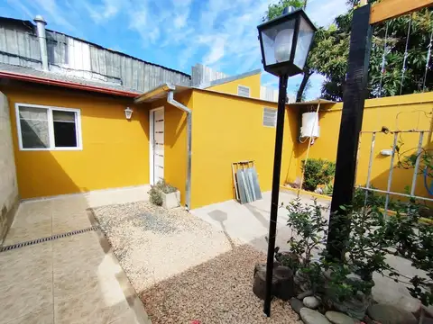PH 2 AMBIENTES EN ALQUILER EN BENAVIDEZ TIGRE CON PATIO PLANTA BAJA