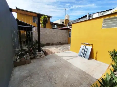 Depto Tipo Casa 2 ambientes con 1 baño