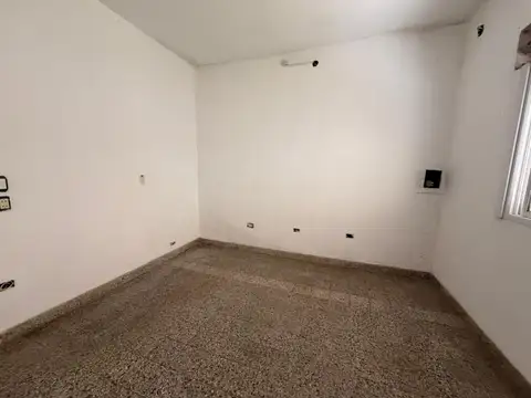 VENTA CASA 5 AMBIENTES CON LOCAL LOMAS DE ZAMORA