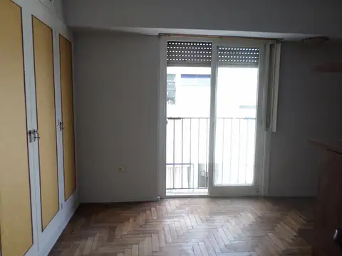 B Rivadavia 2600, Piso 8