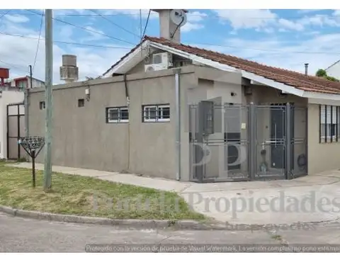 Depto Tipo Casa en Venta de 4 ambientes