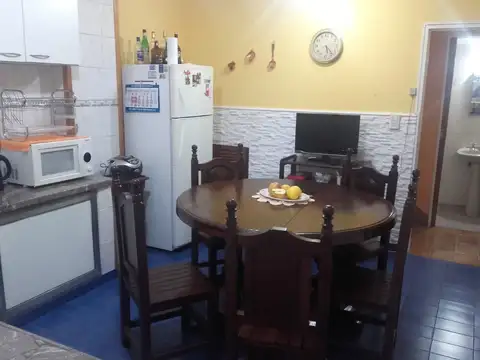 Depto Tipo Casa en Venta con 1 cocheras