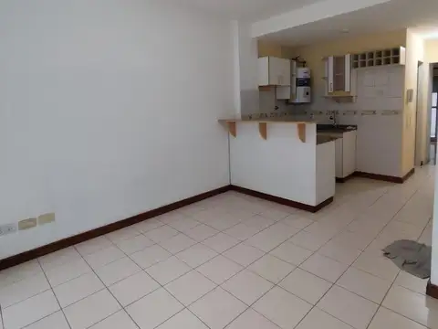departamento planta baja - patio y fondo