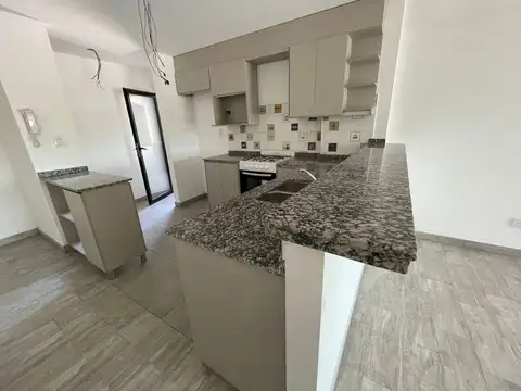 VTA DPTO 3 AMB EN MERLO C/COCHERA A ESTRENAR