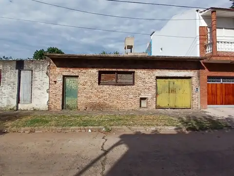 VENTA GALPON A REFACCIONAR PALOMAR LOTE 260 M2