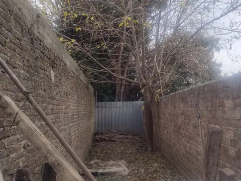 Terreno en Venta 50  mts Fondo