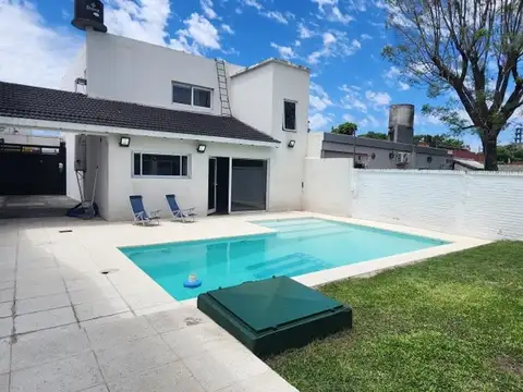 Venta Casa 5 ambientes en Morón