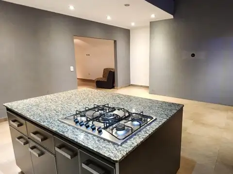 Casa en Venta en Moron, USD 250.000