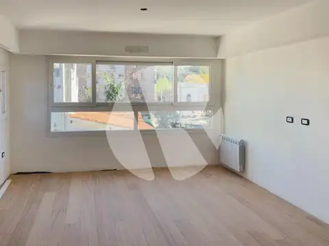 Departamento en Emilio Lamarca al 4200