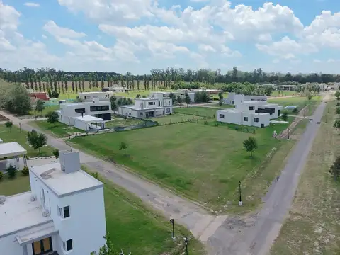 Terreno en Venta 23  mts Frente